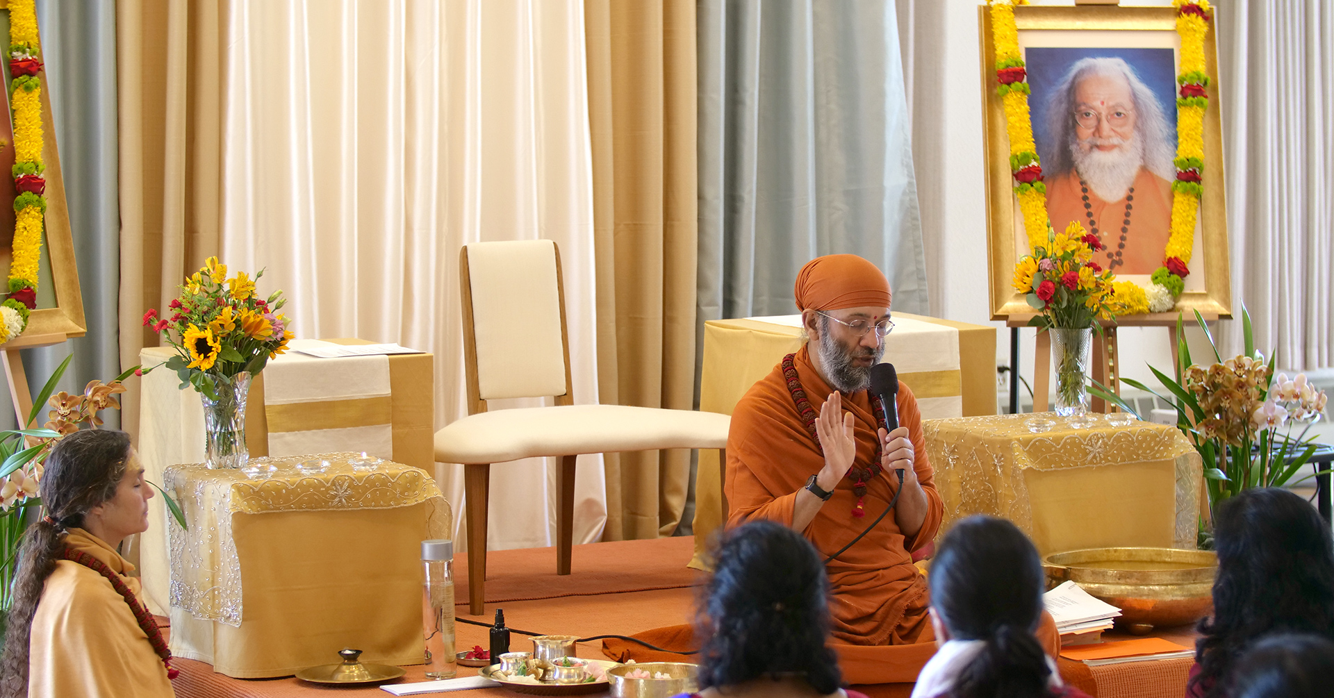 P1011606-Chant-Initiation Chanting during initiation ceremony.